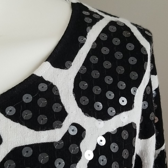 INC Giraffe black/white Sequined embellished Knit Long-sleeve Sweater, Size SP - Picture 6 of 14